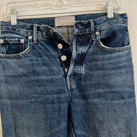 Everlane Button Fly Medium Blue Distressed “ The 90’s Cheeky Jean”  Cropped  33 - Picture 3 of 8